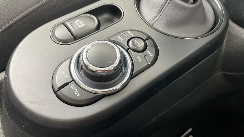 MINI Hatchback 135kW Cooper S Level 1 33kWh 3dr Auto Electric Hatchback